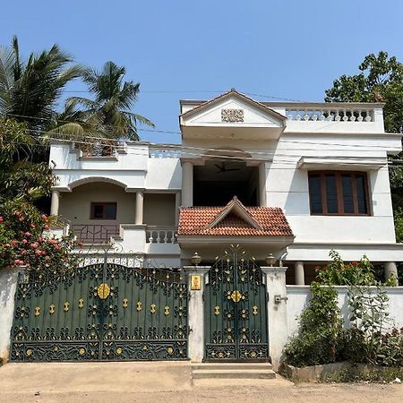 Tulip Villa 3Bhk 2Bhk And 1Bhk Located Near Chunnambar Boat House And Paradise Beach Purnankuppam Экстерьер фото