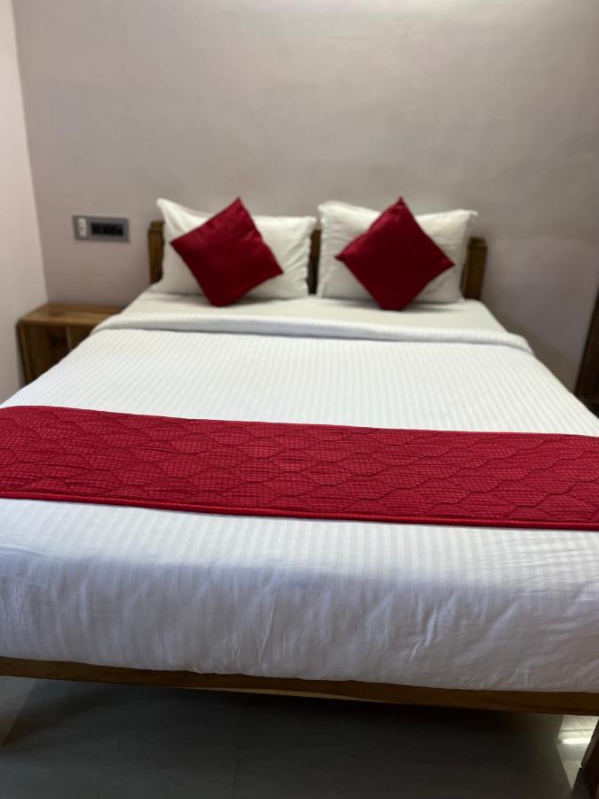 Tulip Villa 3Bhk 2Bhk And 1Bhk Located Near Chunnambar Boat House And Paradise Beach Purnankuppam Экстерьер фото
